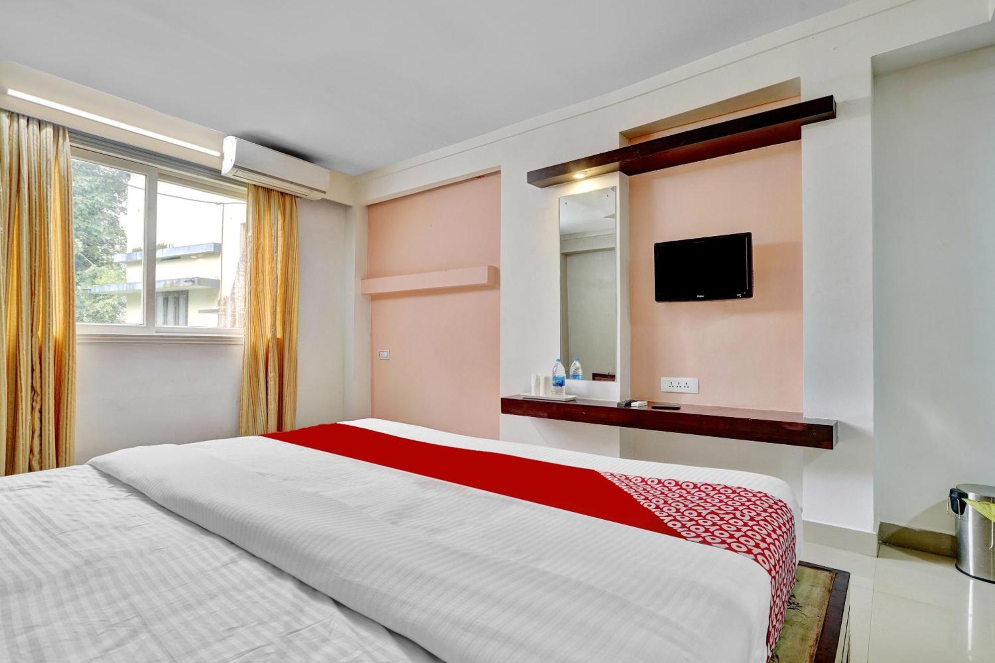 Hotel O Aec Residency Марарикулам Экстерьер фото